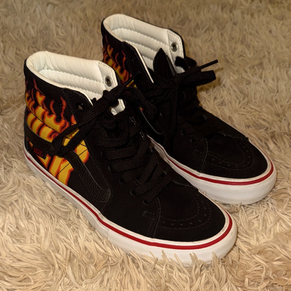 Vans Black High-Tops Sk8-Hi THRASHER - Men’s 6/Women’s 7.5